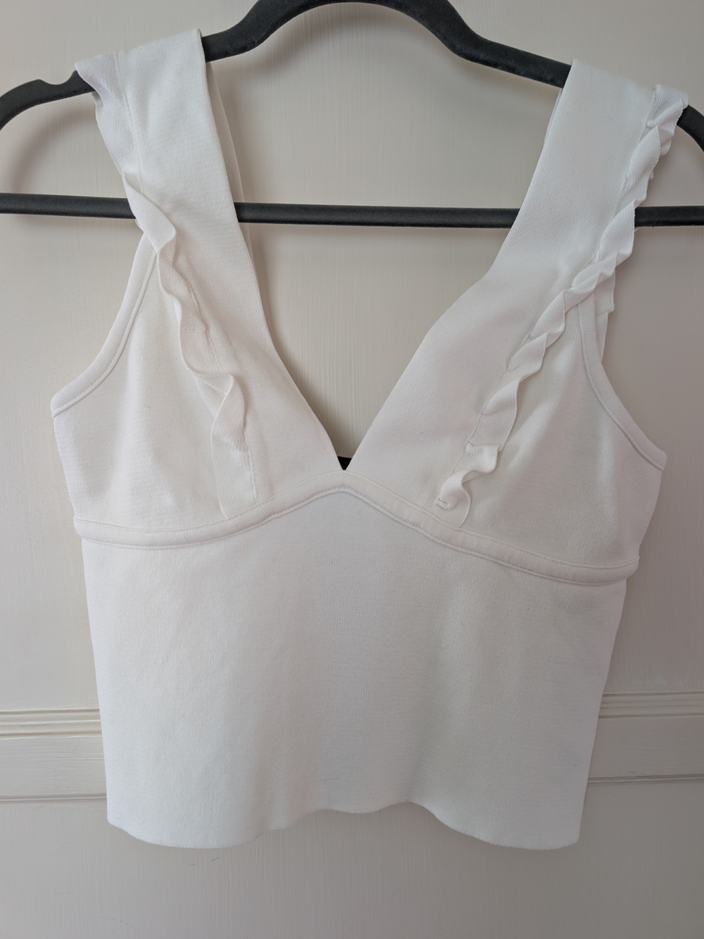 Zara White Ruffle V-Neck Bandeau Crop Top